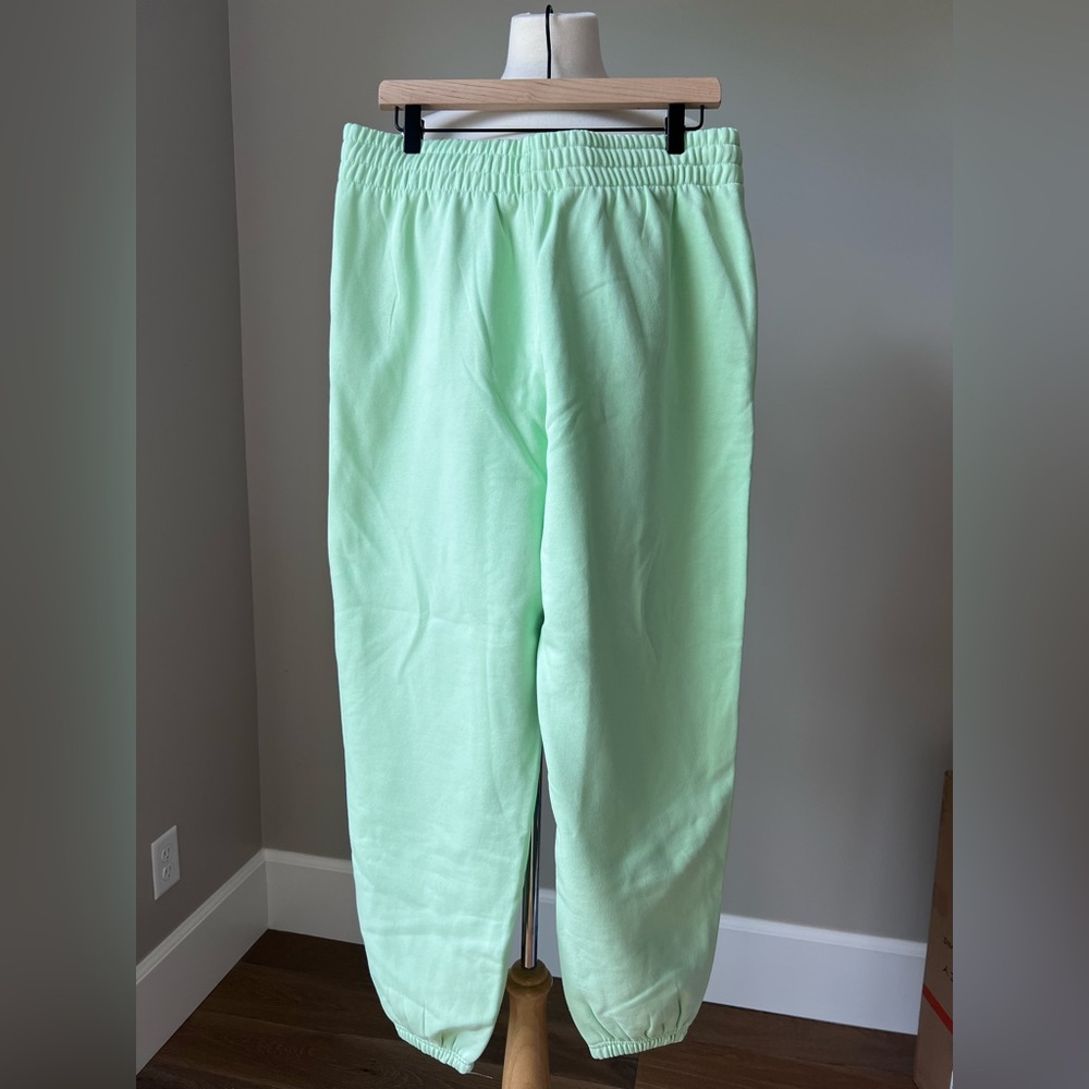 Women’s Adidas Originals Women’s Adicolor Essentials Fleece Joggers Size Large - Picture 5 of 5